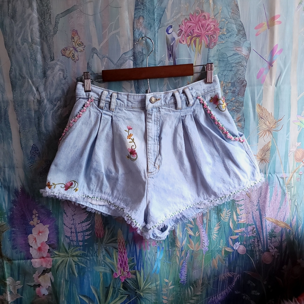Vintage High-waisted Cottagecore Denim Shorts Reworked - Picture 2 of 14